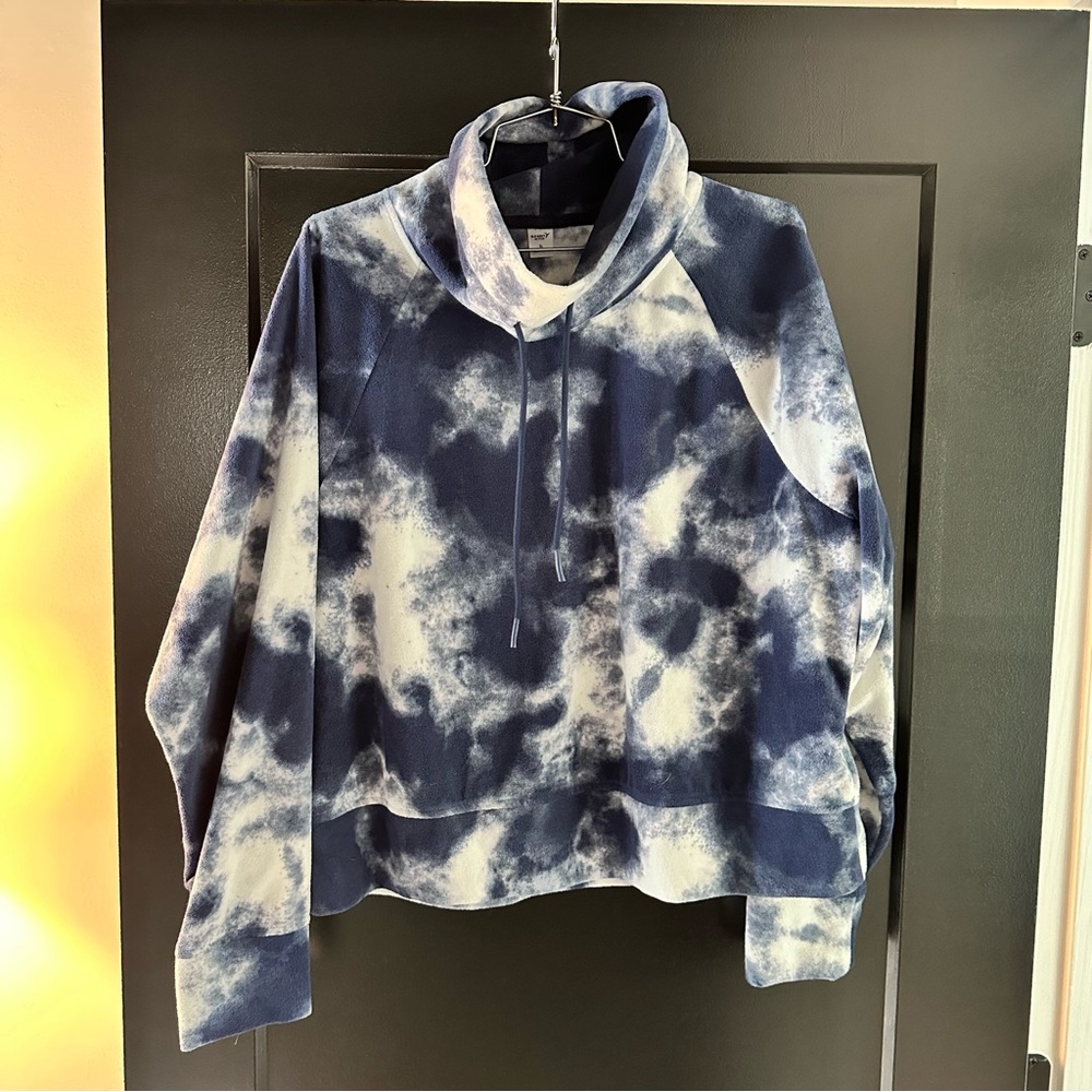 Old Navy Fleece Sweatshirt